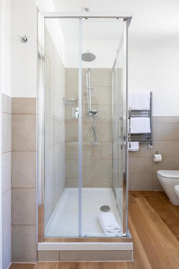 Vis A Vis Apartments Τεργέστη Εξωτερικό φωτογραφία